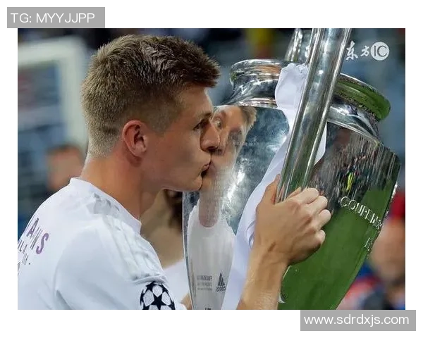 足球球星情商对比赛表现与团队协作的深远影响分析